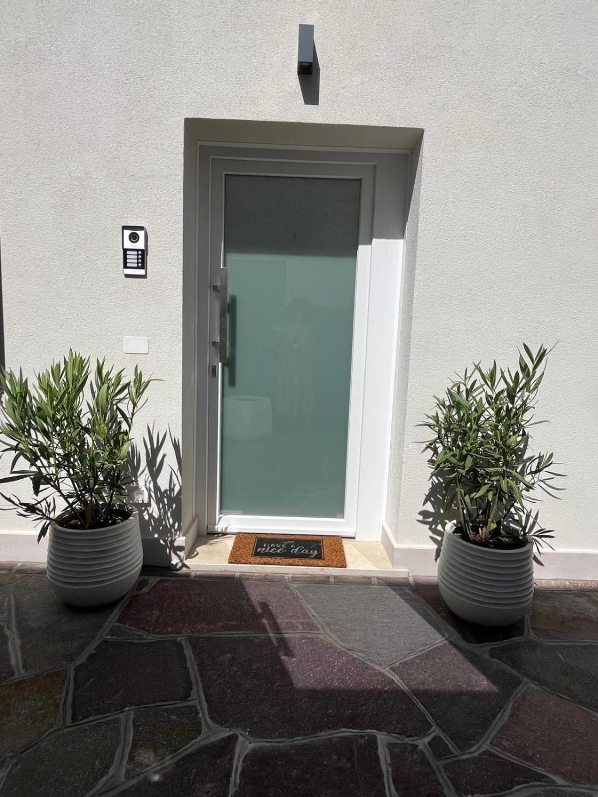 Houses Of Flowers Spinea Exterior photo